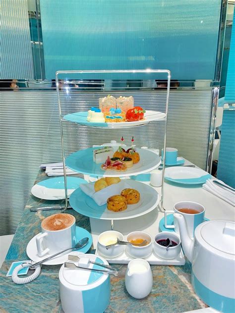 tiffany blue box afternoon tea.